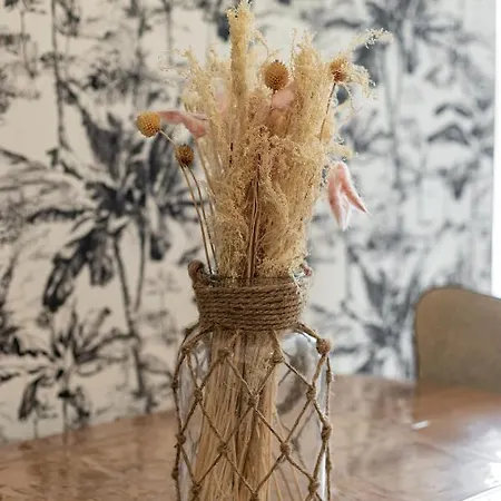 Au Coeur Des Remparts De Guerande: Pour 4 Apartman Guérande