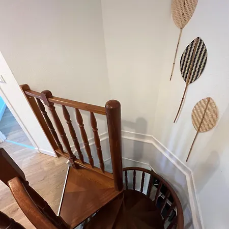 Au Coeur Des Remparts De Guerande: Pour 4 Apartman