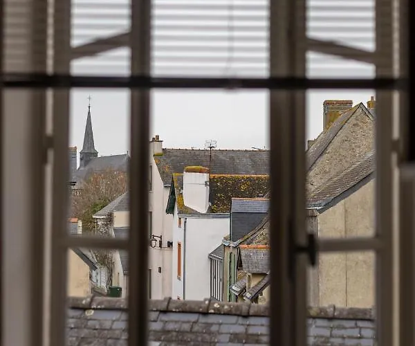 Au Coeur Des Remparts De Guerande: Pour 4 Apartmán Guérande