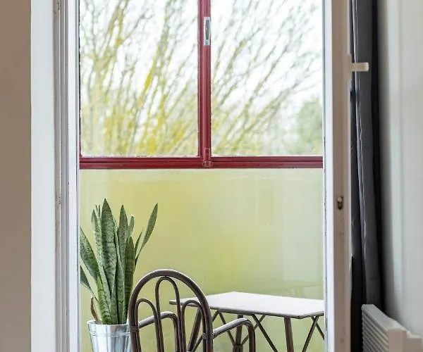 Au Coeur Des Remparts De Guerande: Pour 4