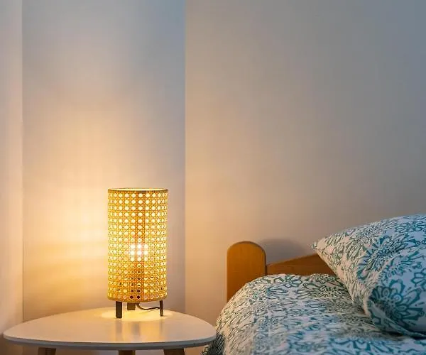 Au Coeur Des Remparts De Guerande: Pour 4 Guérande